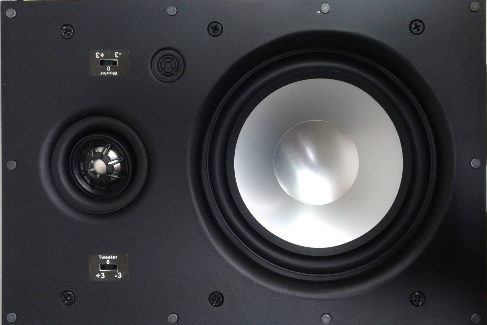 R-601S 崁入式喇叭