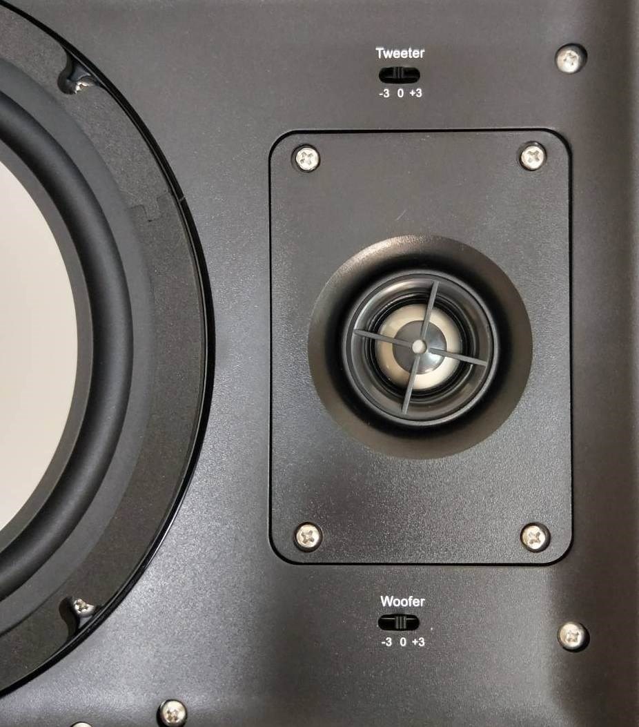 R-808S   8吋崁入式喇叭